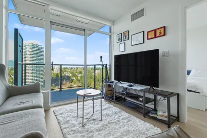 2308 13725 George Junction, Surrey, BC, Surrey — Apartment/Condo for sale