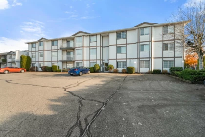 220 45669 Mcintosh Drive, Chilliwack, BC, Chilliwack — Apartment/Condo for sale