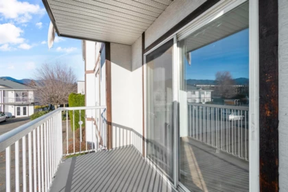 Laundry Room Photo of 220 45669 Mcintosh Drive, Chilliwack, BC