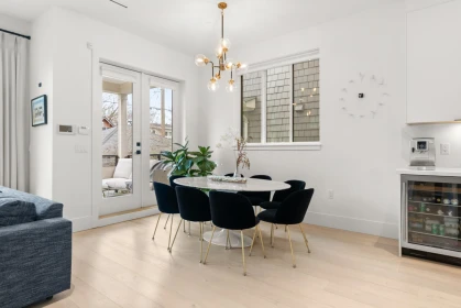 Breakfast Nook Photo of 3123 W 16th Avenue, Vancouver, BC