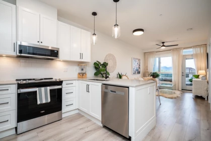 Kitchen Island Photo of 506 6045 Chilliwack River Road, Chilliwack, BC