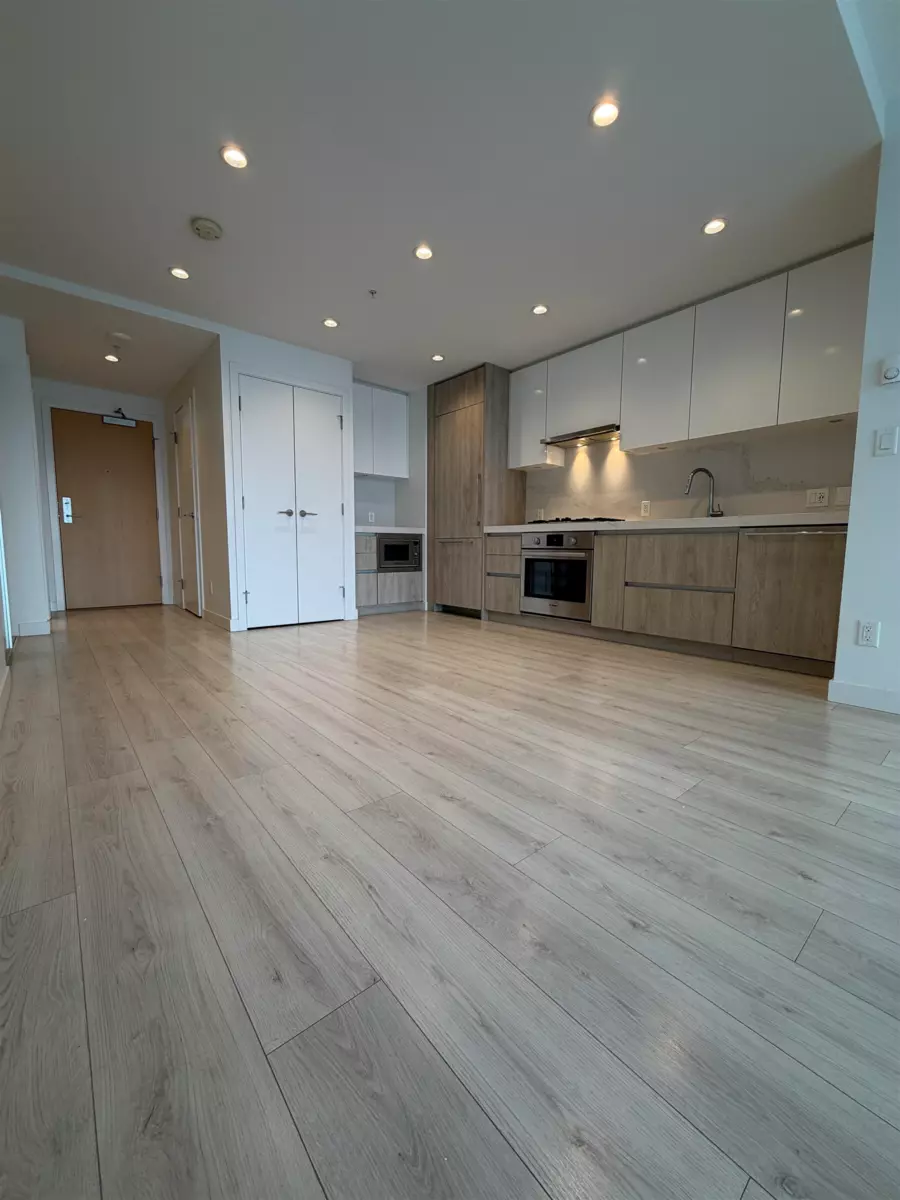 Dining Area Photo of 3008 6080 Mckay Avenue, Burnaby, BC