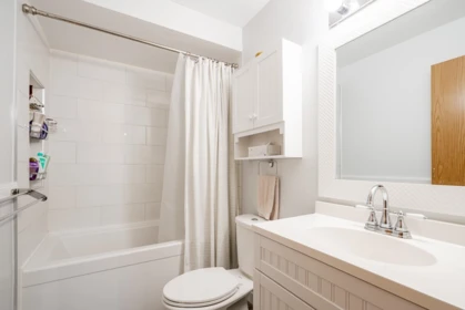 Hallway Photo of 15429 90 Avenue, Surrey, BC