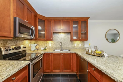 Kitchen Island Photo of 306 1023 Wolfe Street, Vancouver, BC