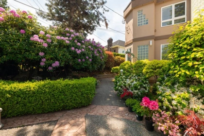 Breakfast Nook Photo of 5809 Sperling Avenue, Burnaby, BC