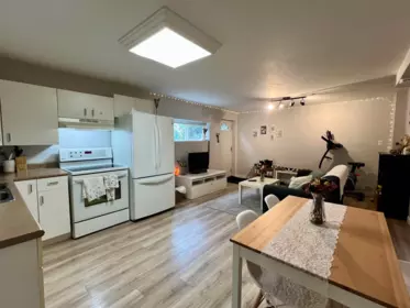 Office / Den Photo of 918 Baker Drive, Coquitlam, BC