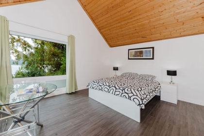 Garden / Landscaping Photo of 5895 Skookumchuk Road, Sechelt, BC