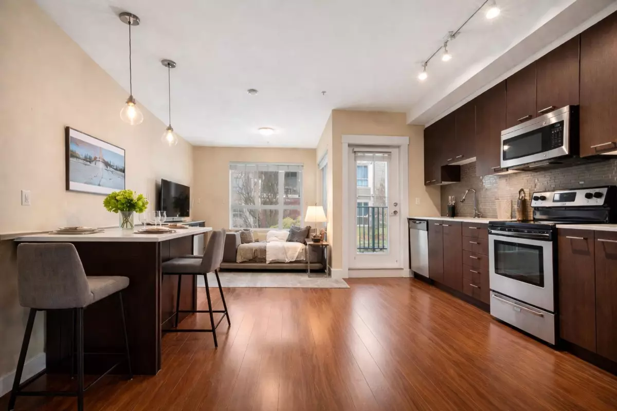 Dining Area Photo of 206 2473 Atkins Avenue, Port Coquitlam, BC