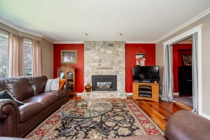 Kitchen Photo of 18320 59a Avenue, Surrey, BC