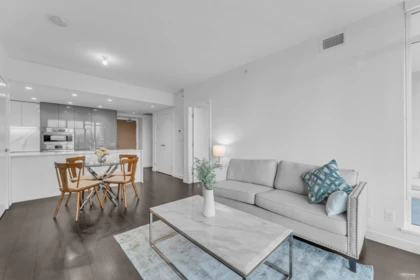 Kitchen Island Photo of 507 2085 Skyline Court, Burnaby, BC