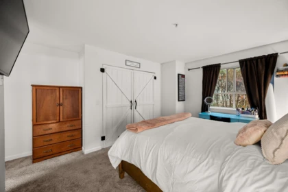 Guest Bathroom Photo of 108 4758 53 Street, Delta, BC