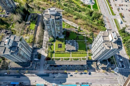 406 4118 Dawson Street, Burnaby, BC, Burnaby — Apartment/Condo for sale