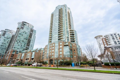 Outdoor Kitchen Photo of 403 1188 Quebec Street, Vancouver, BC