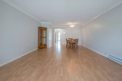 Breakfast Nook Photo of 57 32718 Garibaldi Drive, Abbotsford, BC
