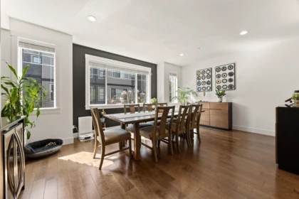 Kitchen Island Photo of 7 23709 111a Avenue, Maple Ridge, BC