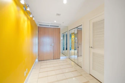 Hallway Photo of 1002 499 Broughton Street, Vancouver, BC