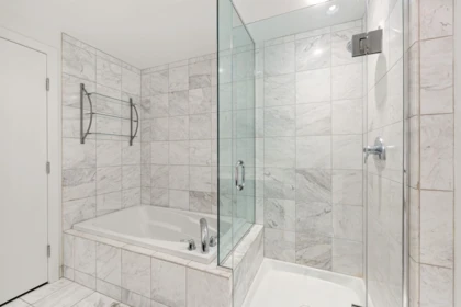 Swimming Pool Photo of 1002 499 Broughton Street, Vancouver, BC