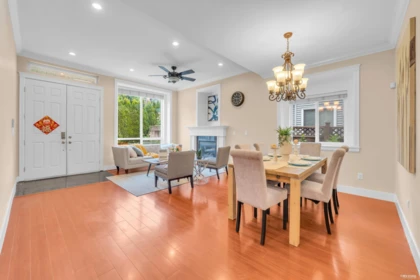 Breakfast Nook Photo of 5880 Irmin Street, Burnaby, BC