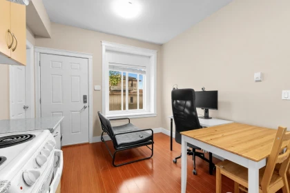 Hallway Photo of 5880 Irmin Street, Burnaby, BC