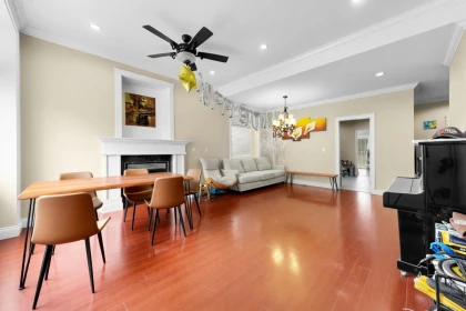 Kitchen Photo of 5880 Irmin Street, Burnaby, BC