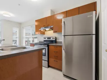 206 1688 E 8th Avenue, Vancouver, BC, Vancouver — Apartment/Condo for sale
