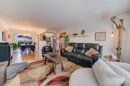 Kitchen Photo of 12515 227 Street, Maple Ridge, BC