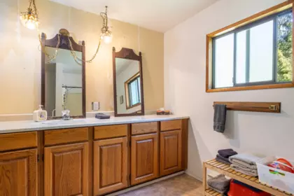 Mudroom Photo of 6101 Garden Bay Road, Madeira Park, BC