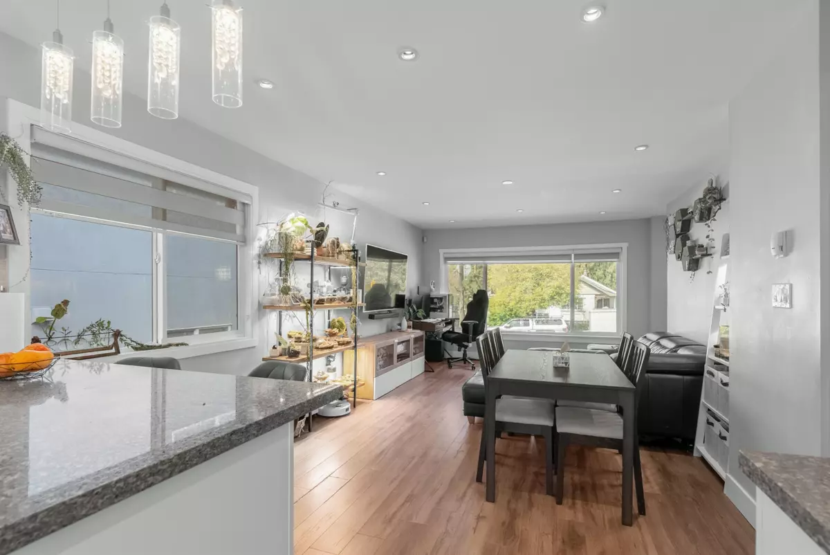 Family Room Photo of 2576 E 27th Avenue, Vancouver, BC