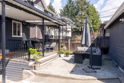 Garage Interior Photo of 2576 E 27th Avenue, Vancouver, BC