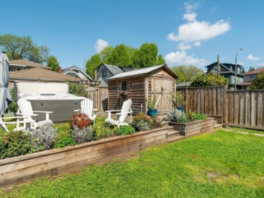 Backyard Photo of 2281 E 7th Avenue, Vancouver, BC