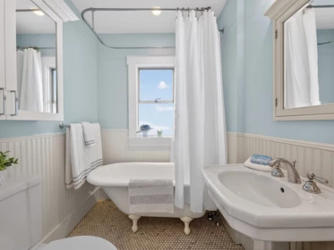 Powder Room Photo of 2281 E 7th Avenue, Vancouver, BC