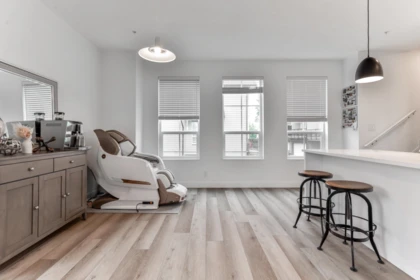 Kitchen Island Photo of 17 8120 200a Street, Langley, BC