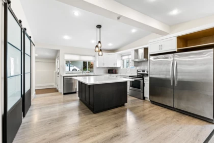 1818 Chalmers Avenue, Port Coquitlam, BC, Port Coquitlam — Single Family Residence for sale