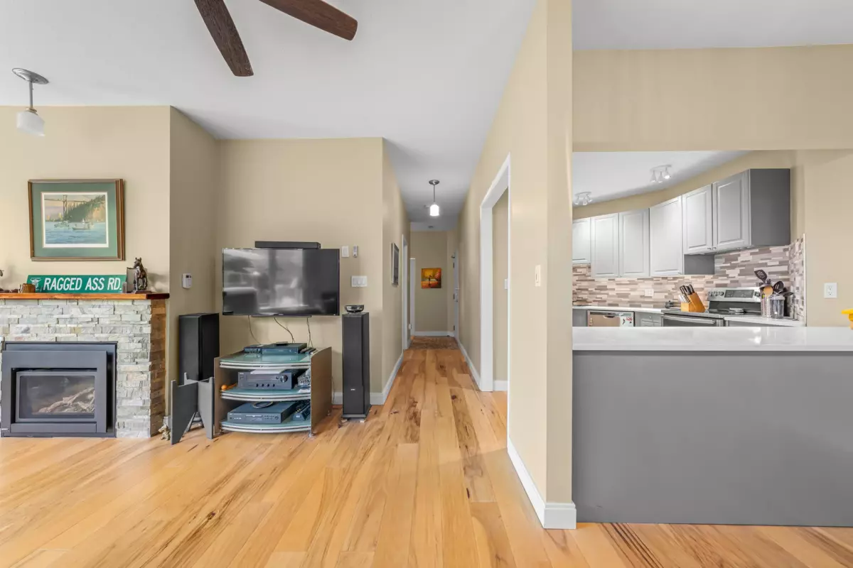 Dining Area Photo of 204 1150 Quayside Drive, New Westminster, BC