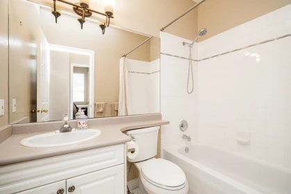Mudroom Photo of 1288 Johnson Court, Coquitlam, BC