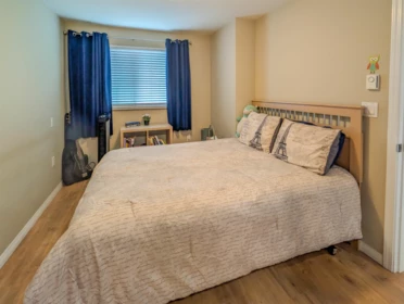 204 5000 Imperial Street, Burnaby, BC, Burnaby — Apartment/Condo for sale