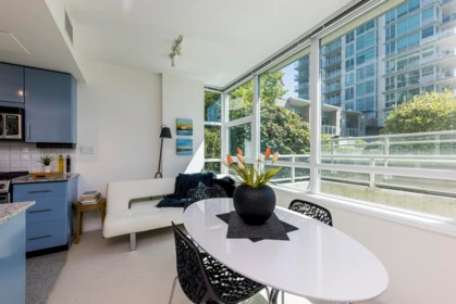 Primary Bedroom Photo of 303 168 E Esplanade, North Vancouver, BC