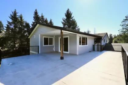 Backyard Photo of 24325 116 Avenue, Maple Ridge, BC