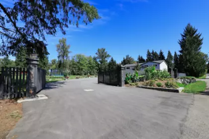 Community Amenities Photo (Clubhouse) of 24325 116 Avenue, Maple Ridge, BC