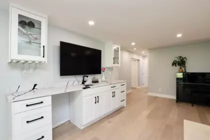 Mudroom Photo of 24325 116 Avenue, Maple Ridge, BC