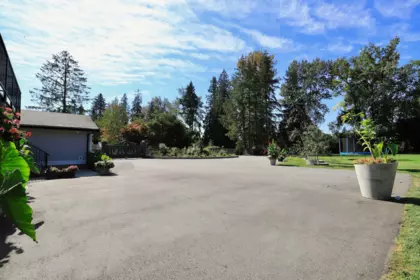 Swimming Pool Photo of 24325 116 Avenue, Maple Ridge, BC