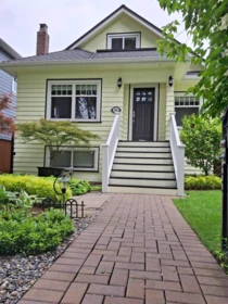 Staircase Photo of 761 W 26th Avenue, Vancouver, BC
