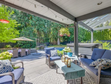 Hot Tub / Spa Photo of 13556 18 Avenue, Surrey, BC