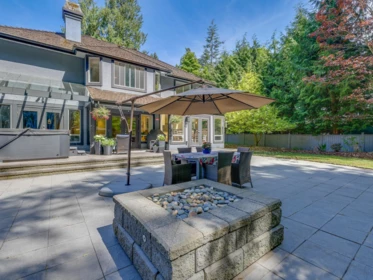 Outdoor Kitchen Photo of 13556 18 Avenue, Surrey, BC