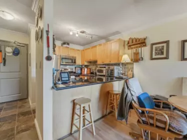 Kitchen Island Photo of 409 1550 Barclay Street, Vancouver, BC