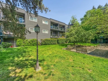Office / Den Photo of 409 1550 Barclay Street, Vancouver, BC