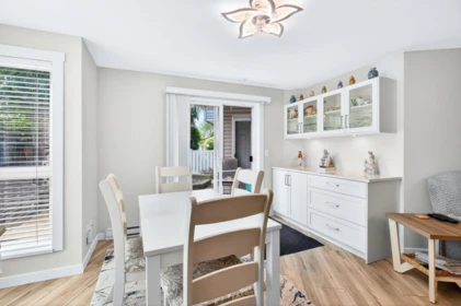 Kitchen Photo of 101 20245 53 Avenue, Langley, BC