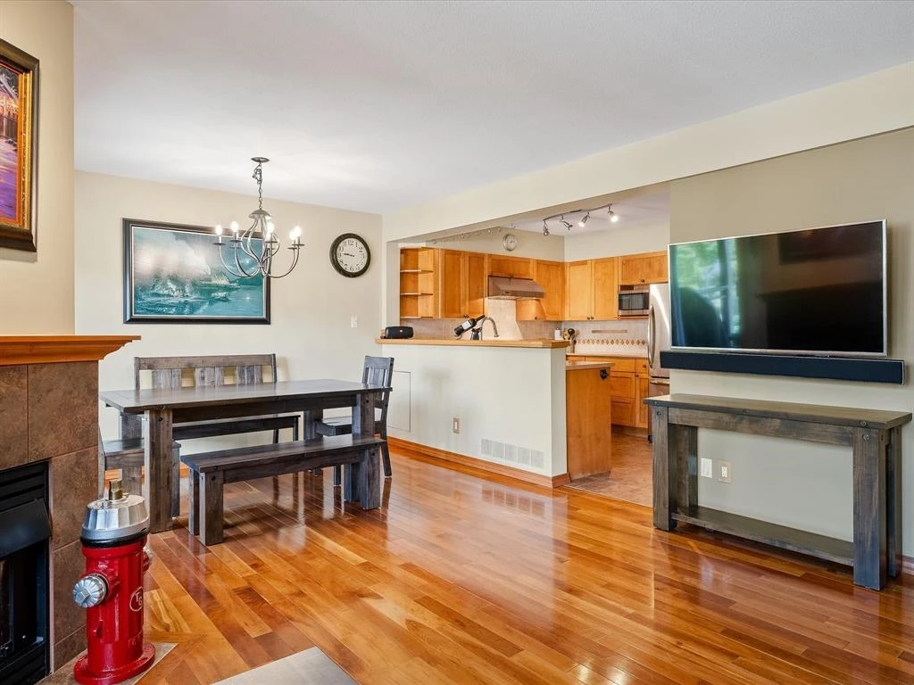 Dining Area Photo of 29 2641 Whistler Road, Whistler, BC