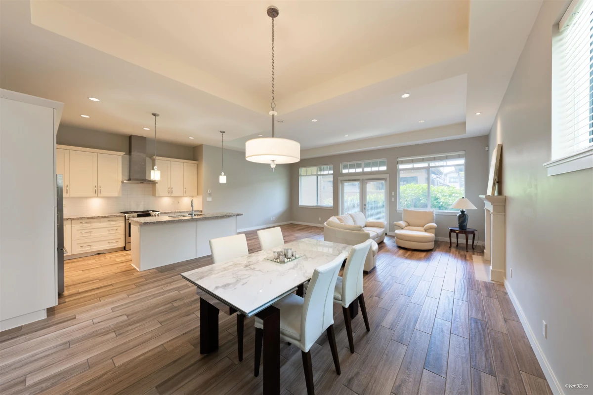 Family Room Photo of 1605 Fir Springs Lane, Tsawwassen, BC