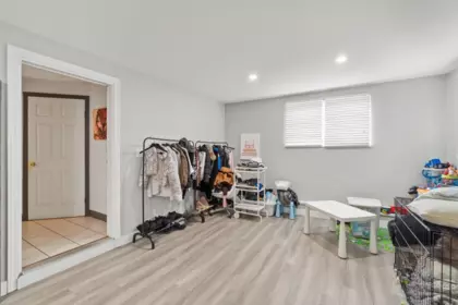 Basement Recreation Room Photo of 4900 200th Street, Langley, BC